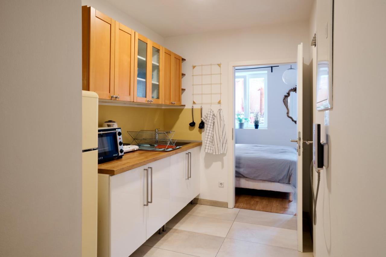 Beautiful Park Apartment For 4 Guests Berlin Exterior photo